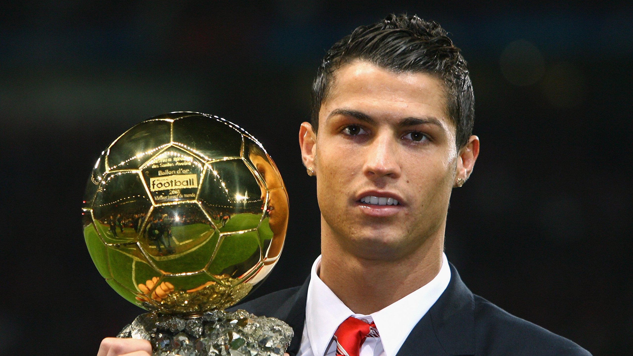 《冠军》专访黄雅琼，圆满靠日积月累，黄雅琼采访视频